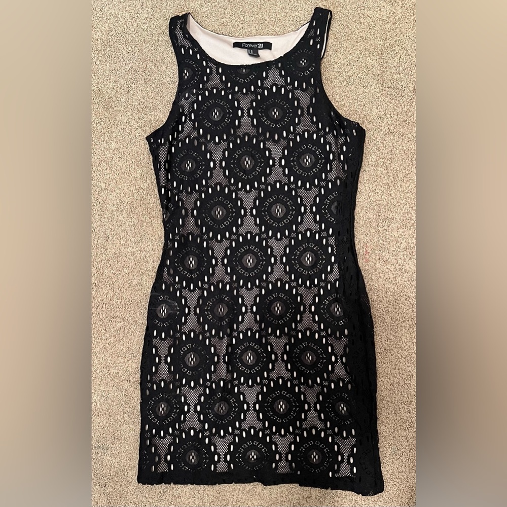 Forever 21 black lace dress size M